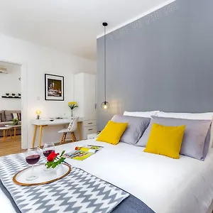 Terra I & Ii Apartment